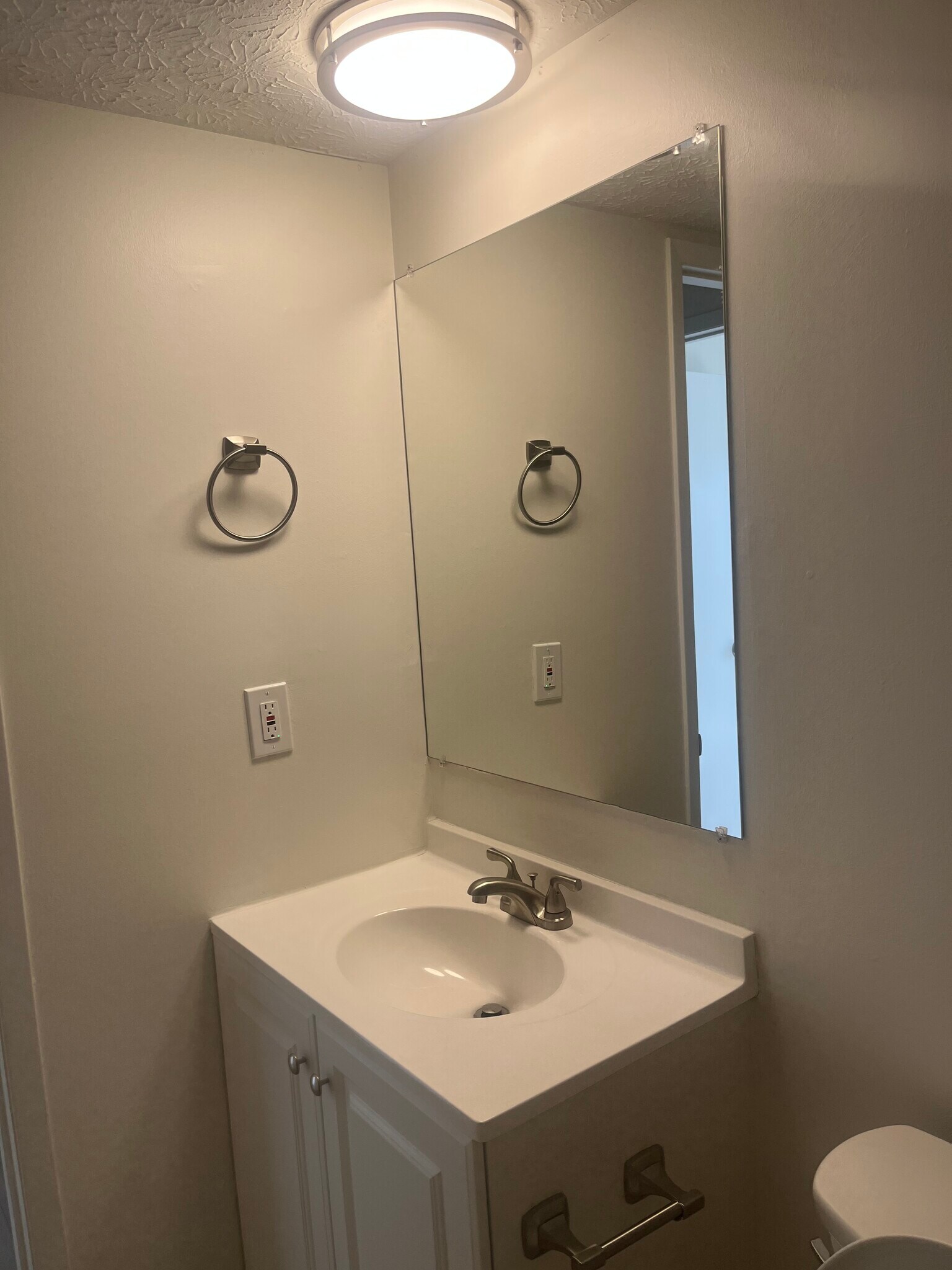 Building Photo - 1967 Slaton Ct