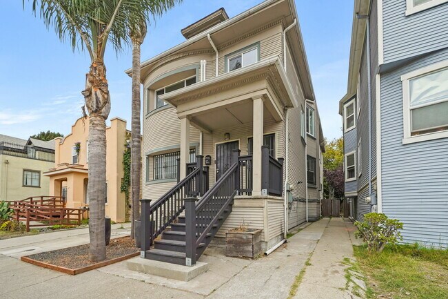 Building Photo - 776 16th St
