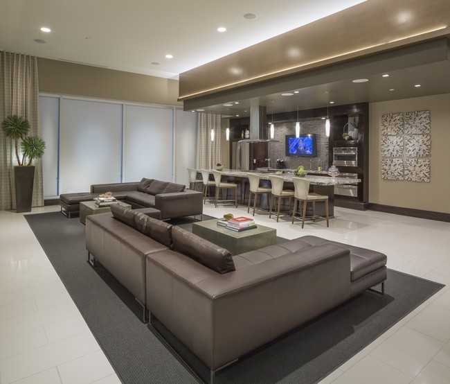 The Fountains at Memorial City Houston, TX Apartment