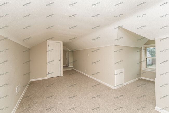 Building Photo - 5236 W 46th St