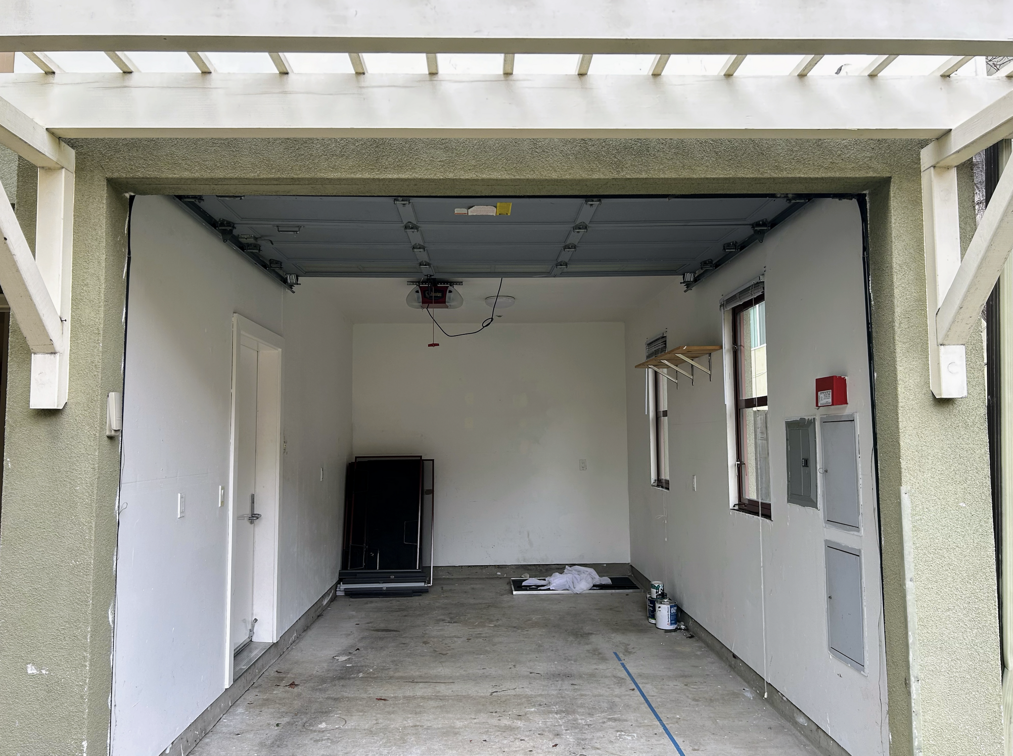 View of the garage from outside - 535 29th St