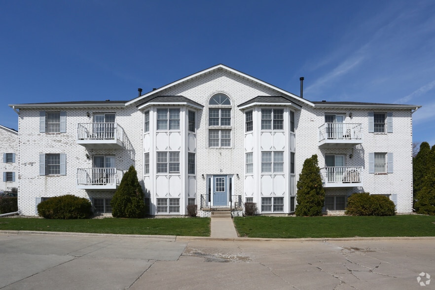Building Photo - 3 Stortz Drive
