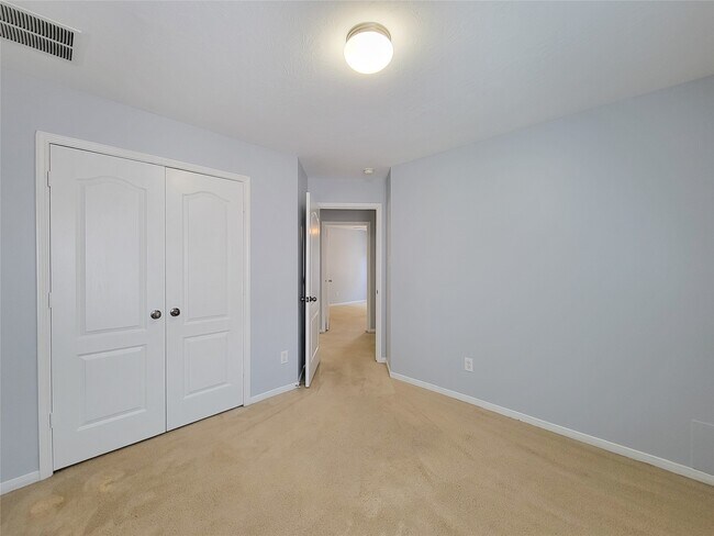 Building Photo - 7506 Boxwood Ridge Ln