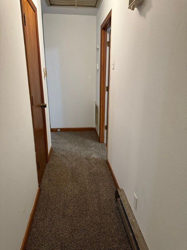 Building Photo - The Willows