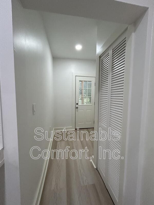 Building Photo - 71 Paine St