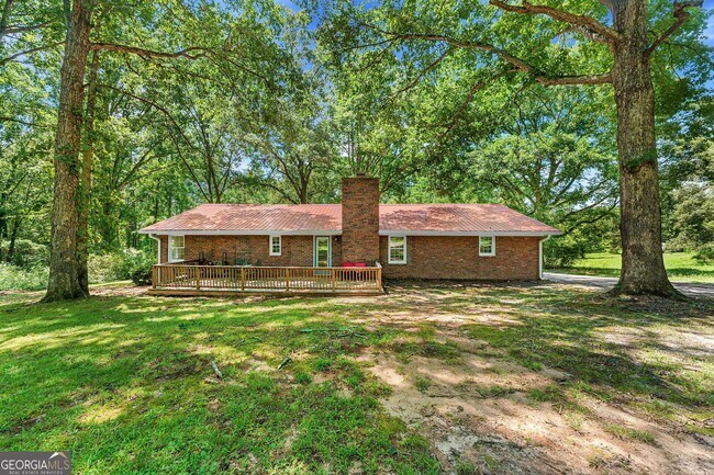 Building Photo - 237 Spears Cir
