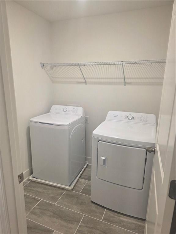 Building Photo - 221 Brownlee Rd