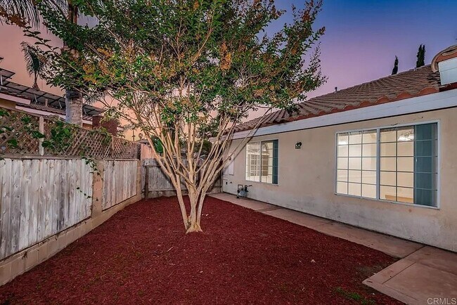 Building Photo - 1167 Meadow Lake Dr