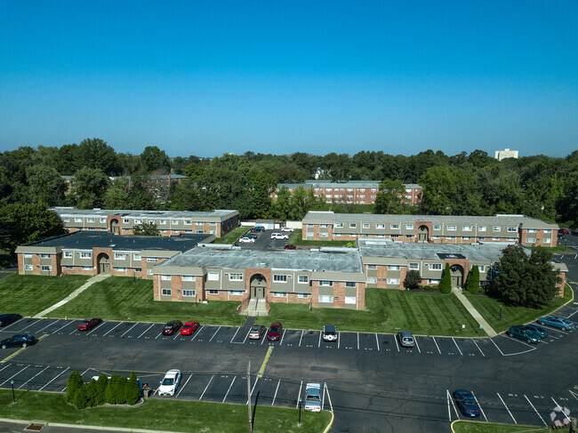 Building Photo - Aspen Falls Apartments