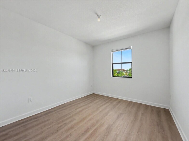 Building Photo - 11296 SW 254th Ter