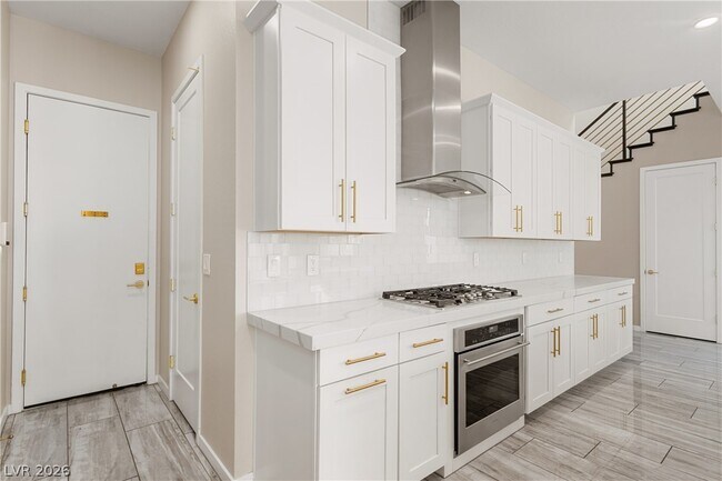 Building Photo - 10277 Green Ember Dr