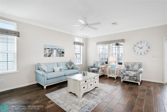 Building Photo - 423 E Intercoastal Dr
