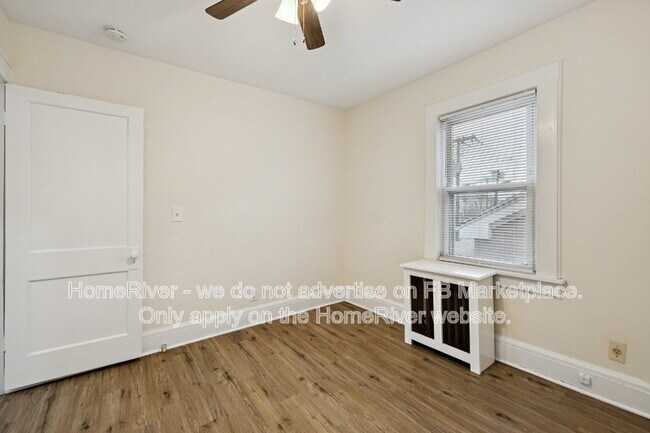 Building Photo - 289 Hilton Ave