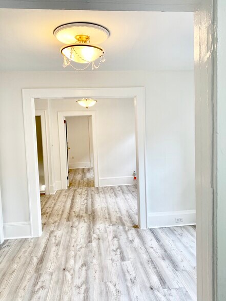 Building Photo - 55 Wetmore Ave