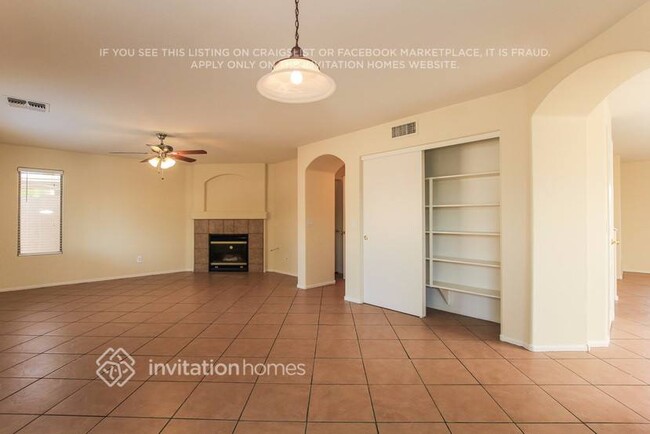 Building Photo - 12642 W Pasadena Ave