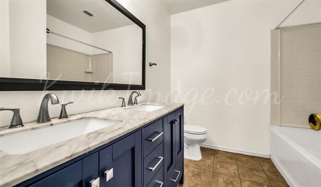Building Photo - 12748 Gillon Dr