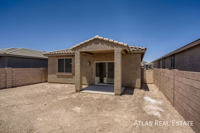 Building Photo - BEAUTIFUL  NEW 3 BEDROOM MARANA HOME