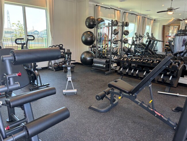 Building Photo - 19422 Sparrow Trl