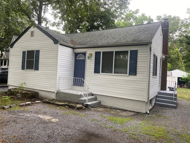Primary Photo - 36 Dillmont Dr
