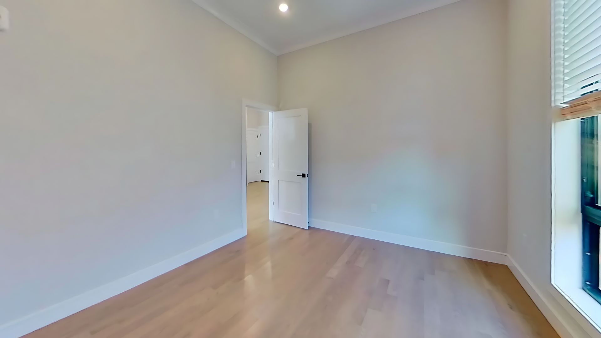 Building Photo - 18 Highgate St