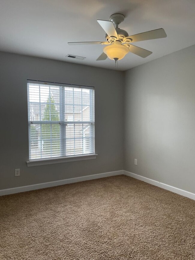 Building Photo - 12136 Red Rust Ln