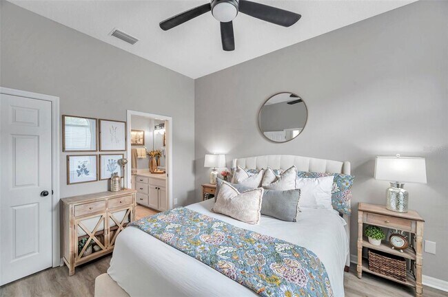 Building Photo - 456 Bayou-Village Dr