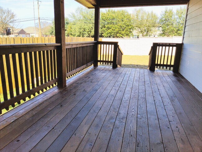 Building Photo - House For Lease Pflugerville