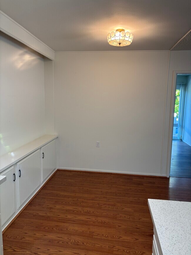 Building Photo - 2280 Via Mariposa W
