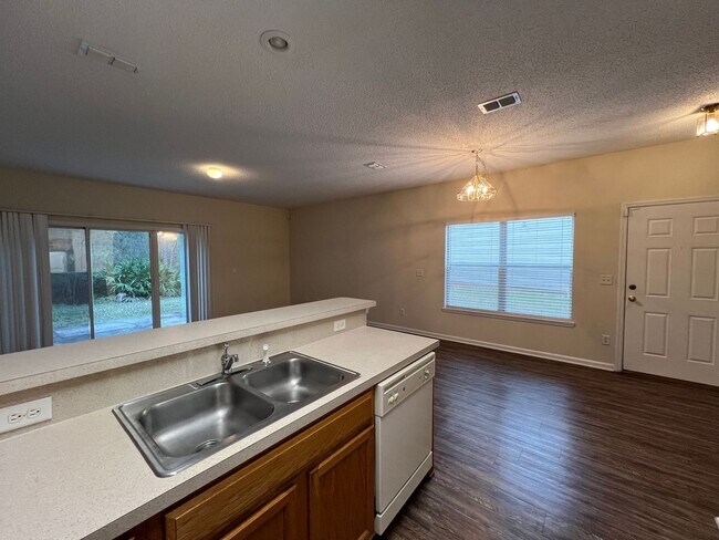 Building Photo - Available Now! Cornerstone of Watermill 3/...