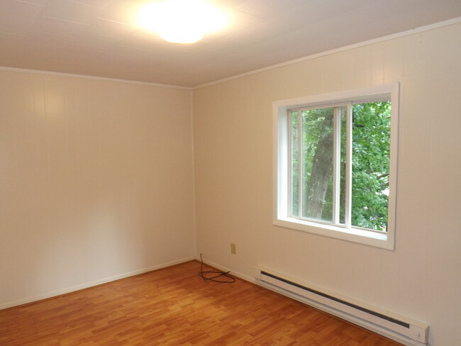 Building Photo - Cute 2BD/1BA House in Cullowhee available ...