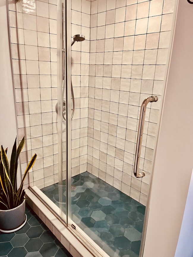 Building Photo - 316 Degraw St