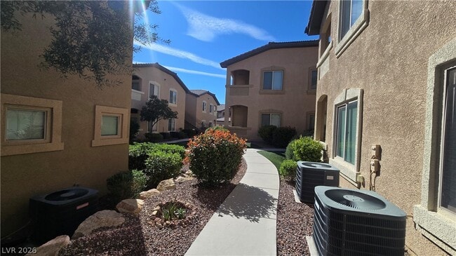 Building Photo - 8985 S Durango Dr