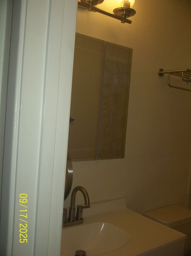 Building Photo - Wonderful Citrus Heights home