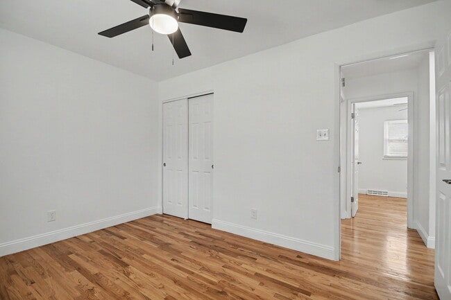 Building Photo - 11247 Fawnhaven Dr