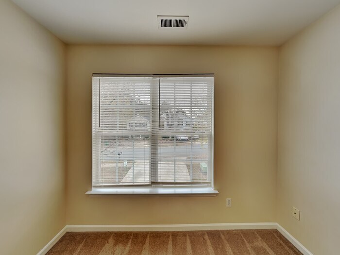 Building Photo - 7115 Henderson Valley Ln