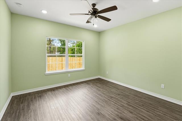 Building Photo - 806 S Newsom St