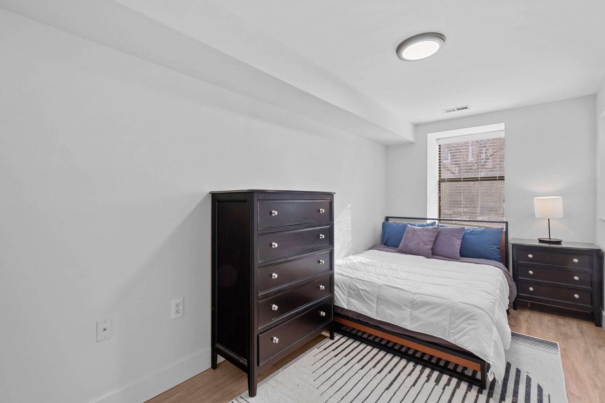 Building Photo - 1702 S Tucker Blvd