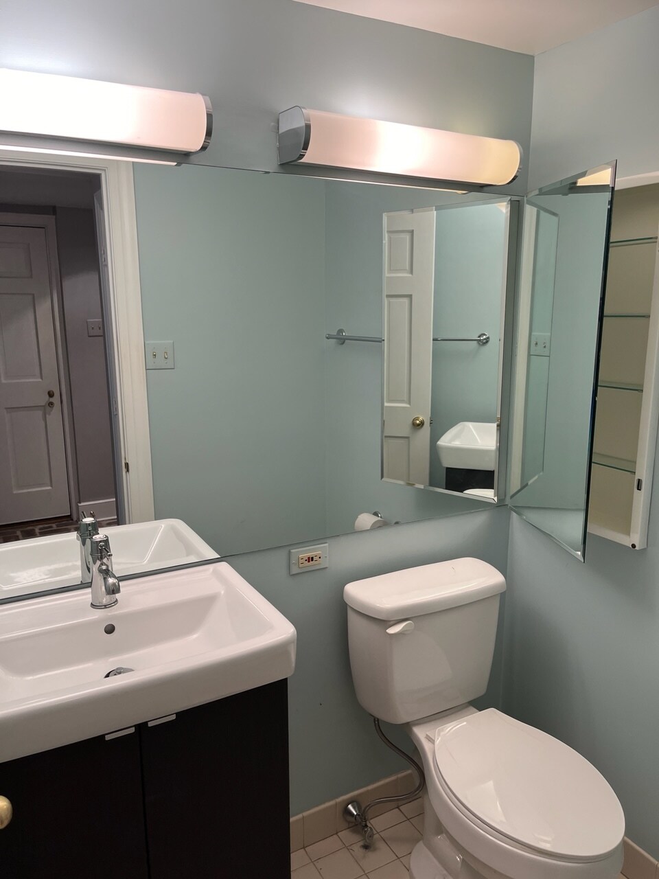 Powder Rm - 2 River Rd