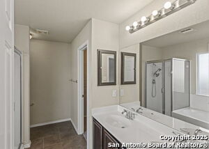 Building Photo - 2670 Dove Crossing Dr