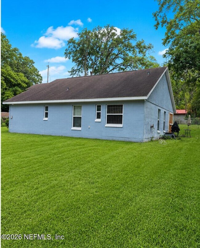 Building Photo - 6188 Pettiford Dr W