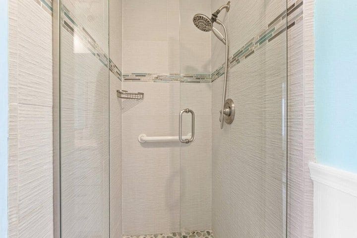 Building Photo - 842 SE 19th Ave