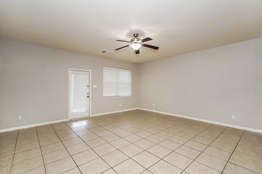 Building Photo - 4204 Tower Ln