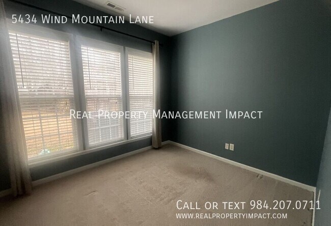 Building Photo - 5434 Wind Mountain Ln