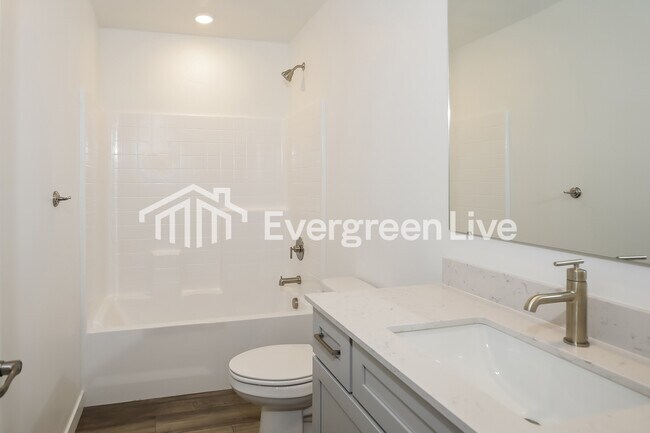 Building Photo - 15162 Nimbus Way