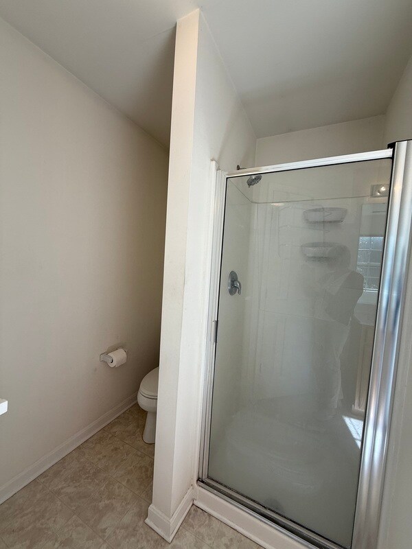 Building Photo - 266 Bruaw Dr