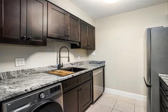 Building Photo - 4325 Aegean Dr