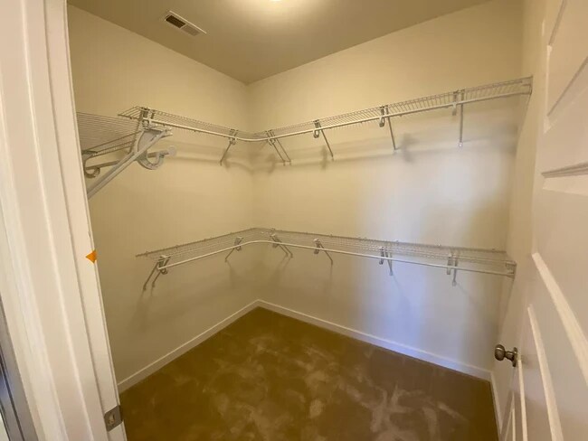 Building Photo - 12867 Deep Well Rd