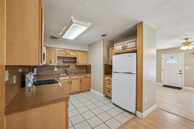 Building Photo - 5825 81st Ave