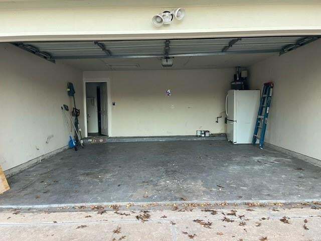 Building Photo - 908 Rocking Spur Cove