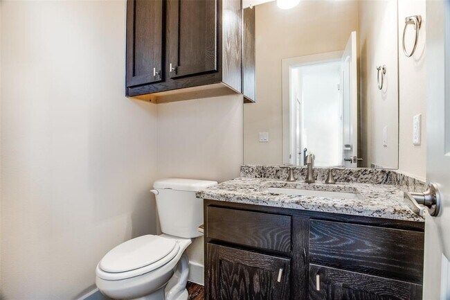 Building Photo - 4323 Dickason Ave